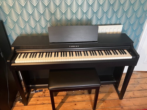 Yamaha clp 525 - yamaha, rarely